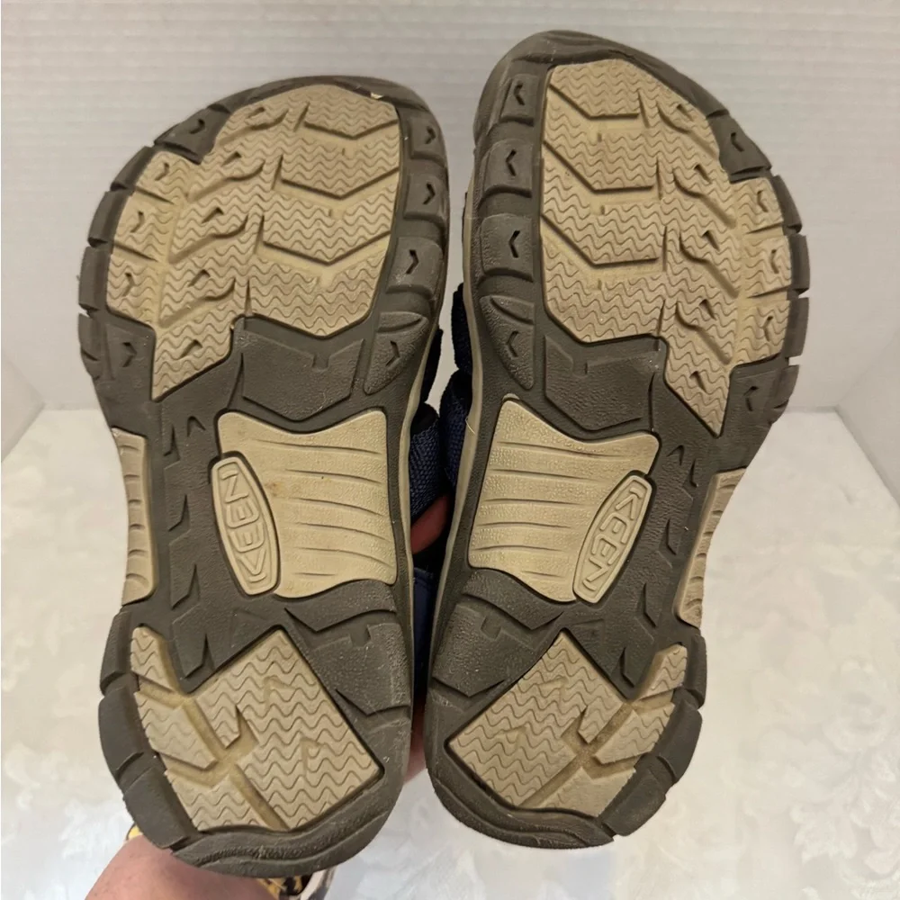 Keen Newport H2‎ Kids Size 4 Blue Waterproof Sandal Hiking Shoe Coastal Washable